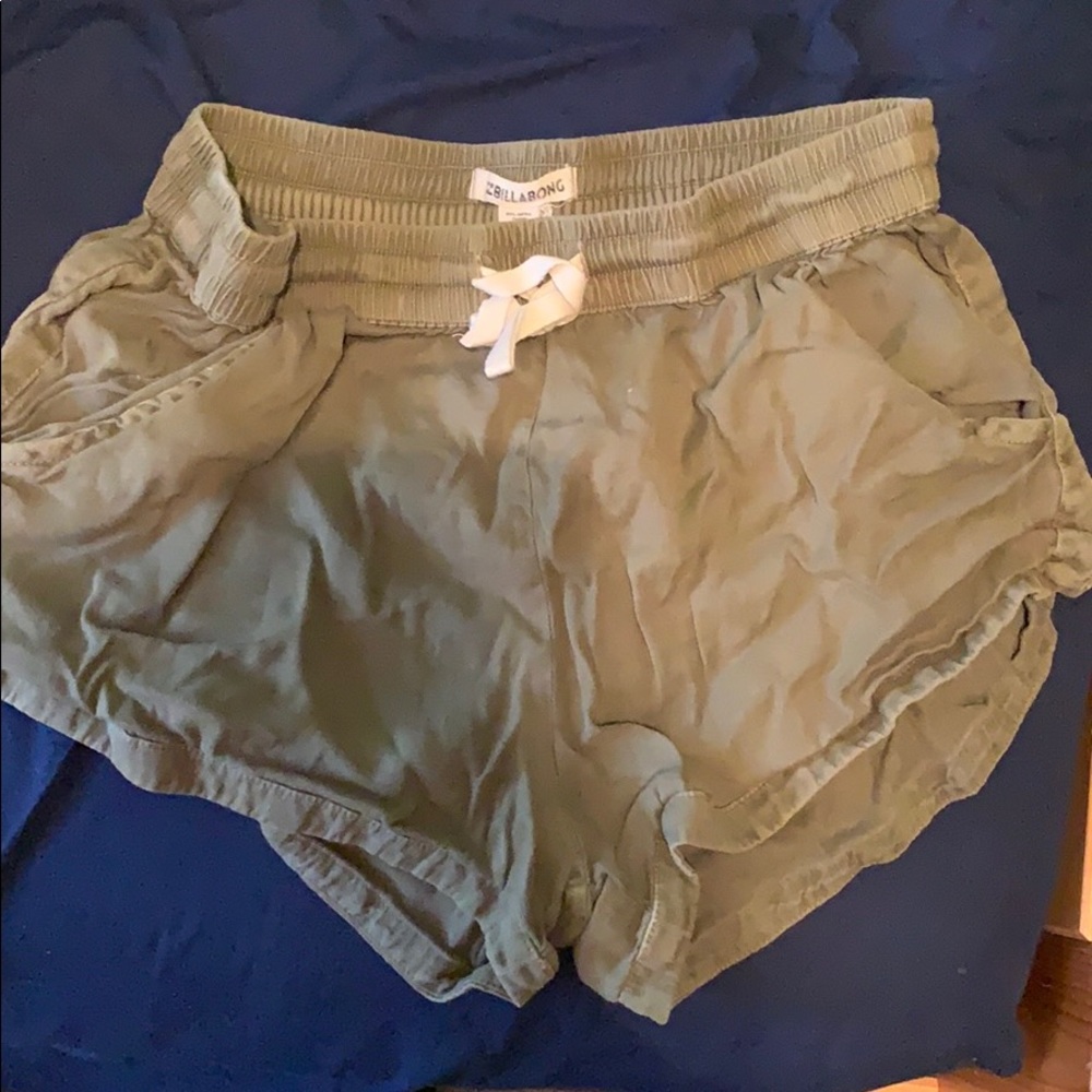 Billabong shorts